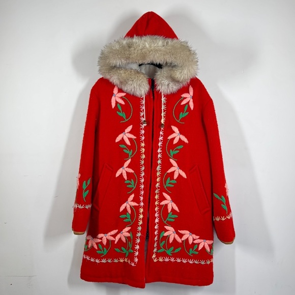 Vintage Rare Hudson’s Bay Red Wool with Floral Embroidered Hooded Coat - Picture 2 of 14